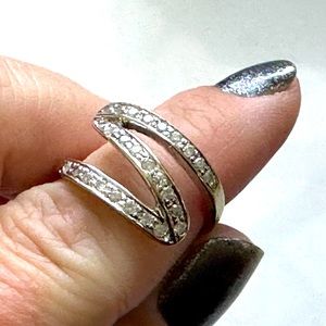 Diamond Wave Ring, 10k White Gold, Sz 5.75, EUC